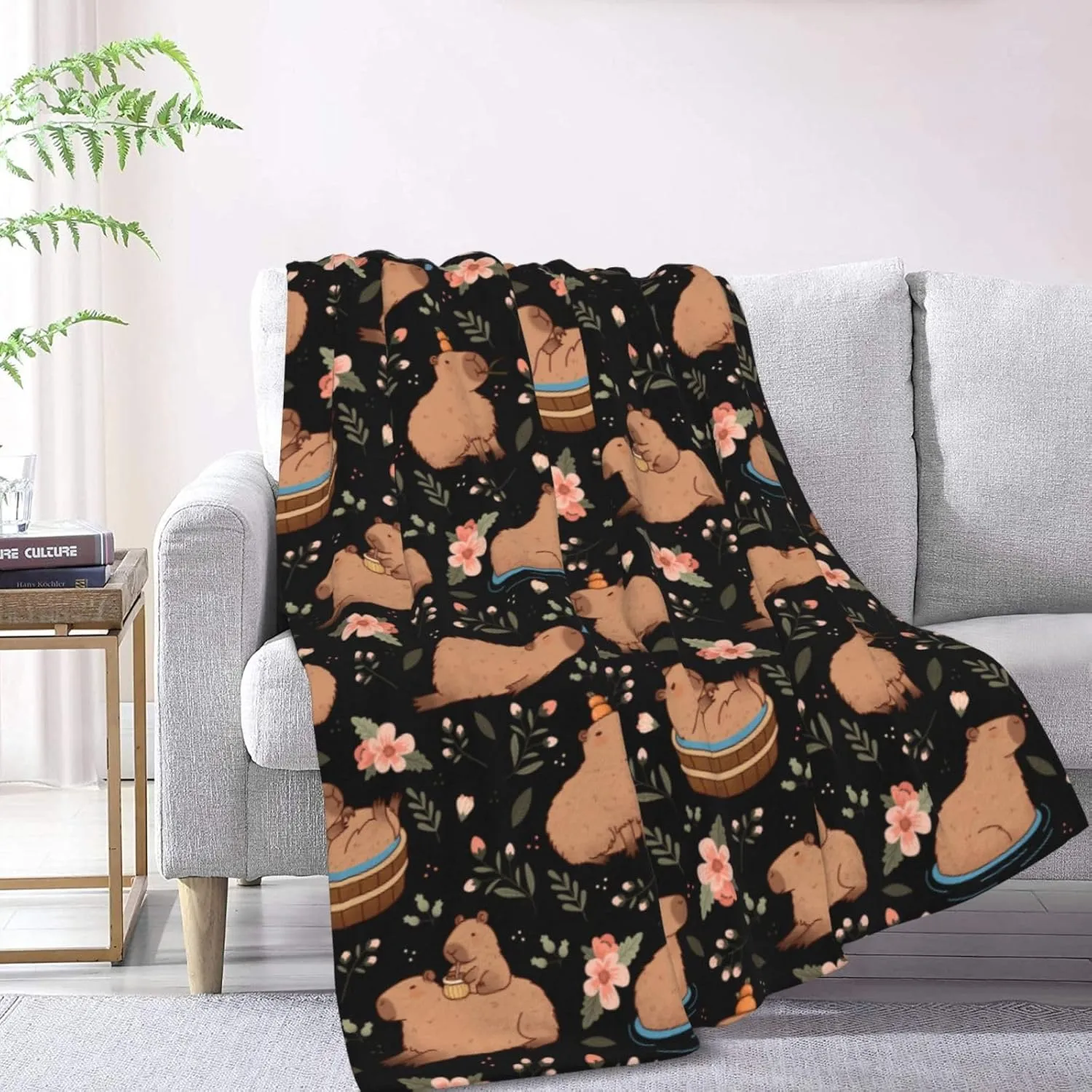 Cute Capybara Pattern Soft Fleece Blanket - Cozy and Cute Animal Design for Bed, Couch, or Gift 50"x40"