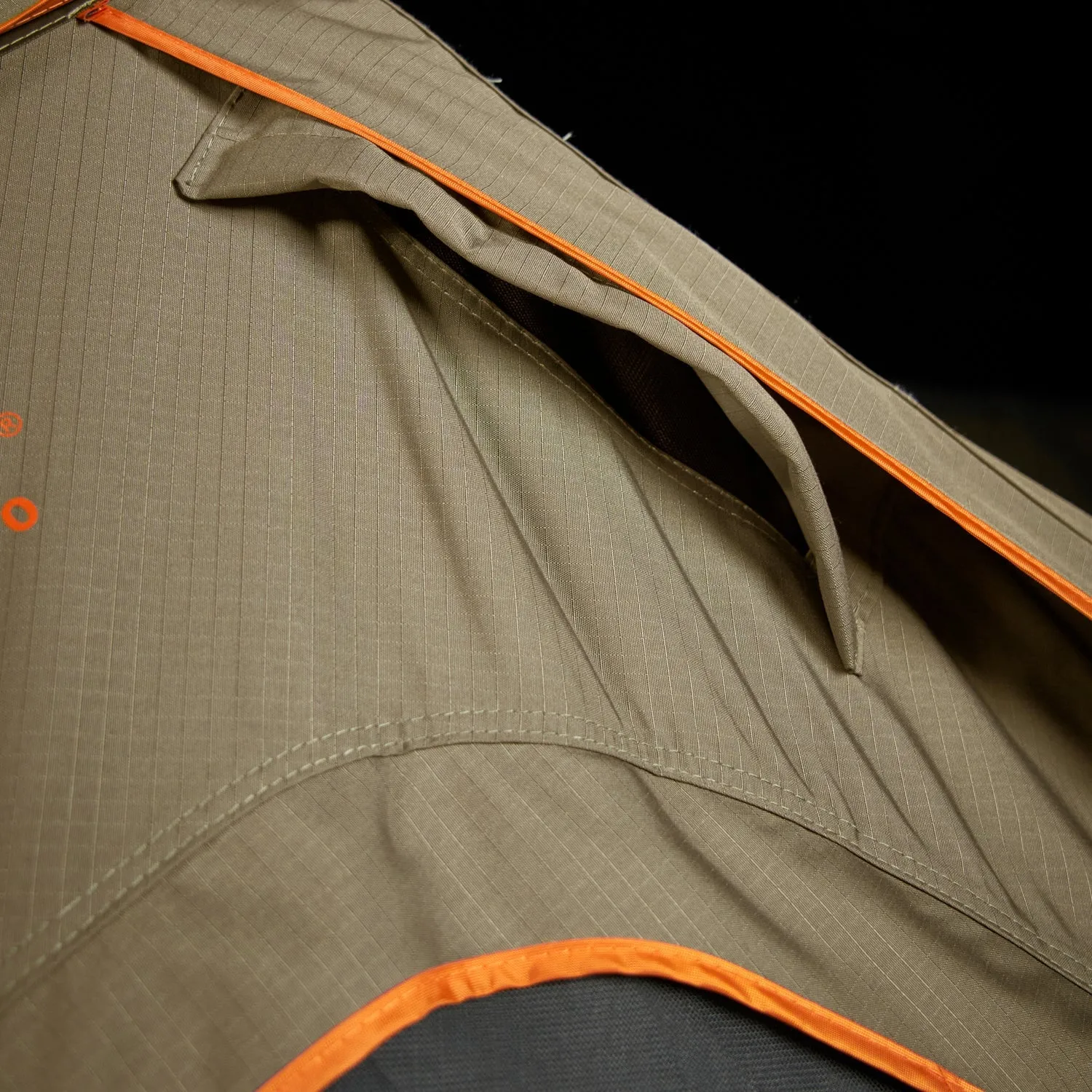 Ridgeback Hard Shell Roof Top Tent - Darche - T050801554T